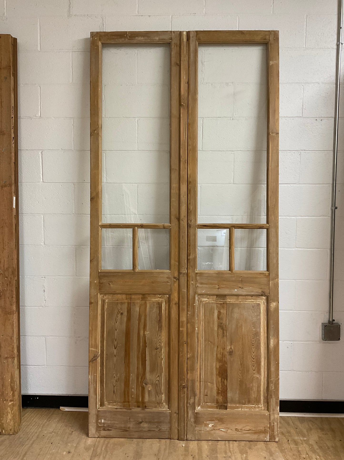 7465137 European Glass Doors