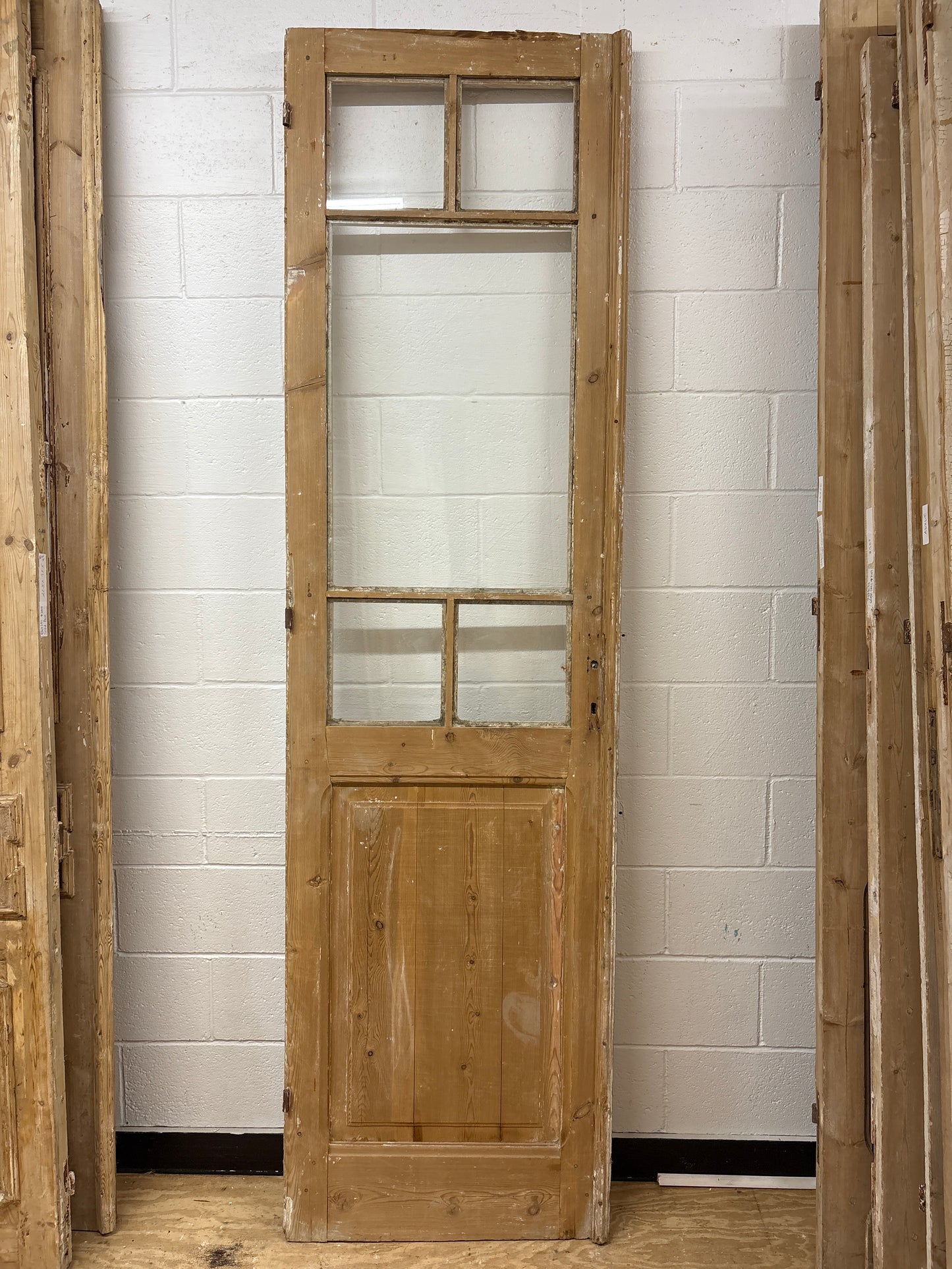 2476149 5 Glass Pane Single