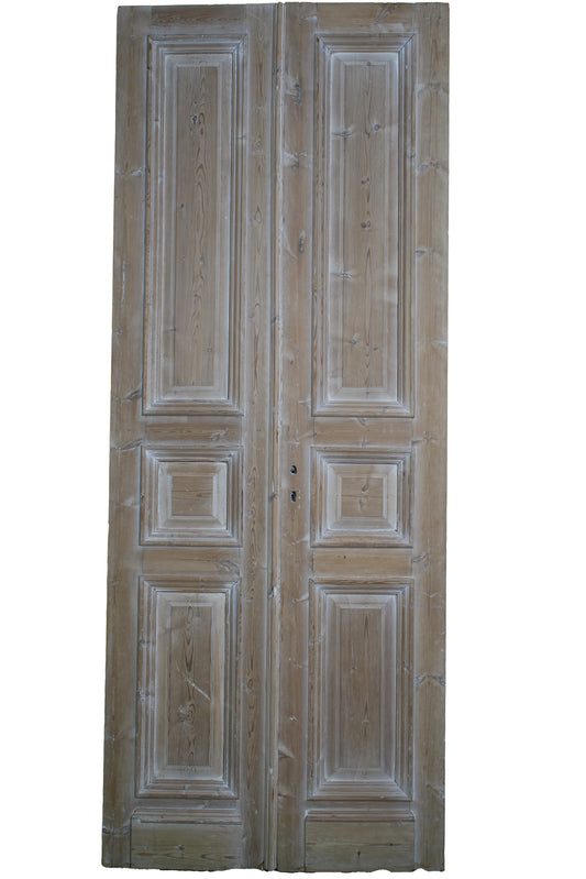 European Solid Wood with Raised Molding - HJR156326